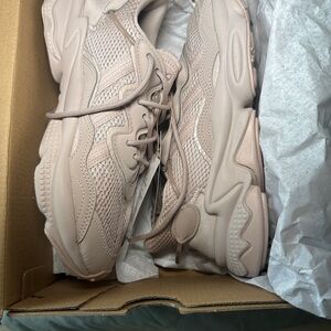 Adidas Cream Sneakers